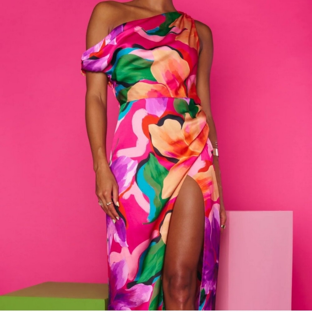 Havana, floral dress size M